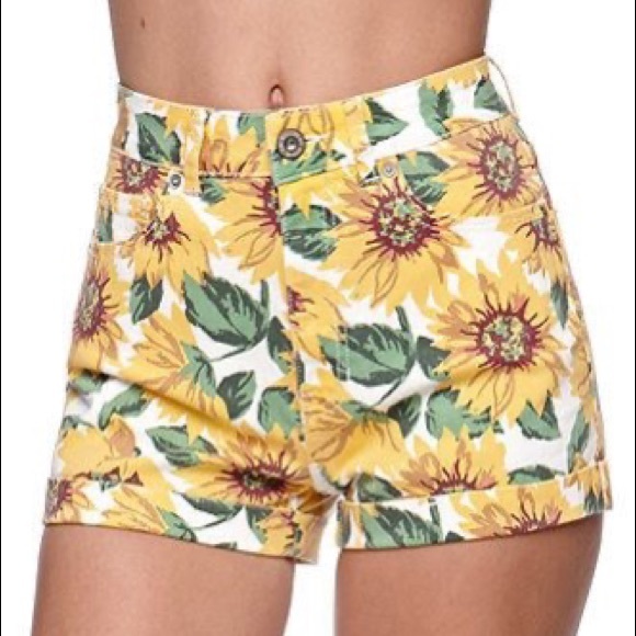 Bullhead Pants - NWOT Sunflower shorts